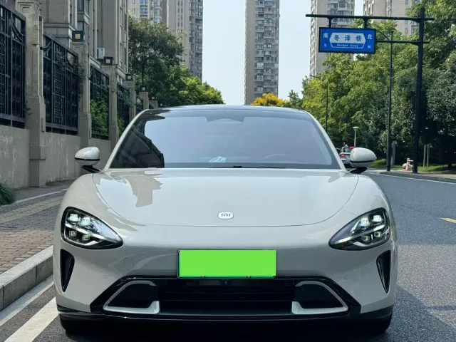 Xiaomi SU7 — Фото автомобиля 3