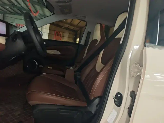 Wuling Bingo — Фото автомобиля 14
