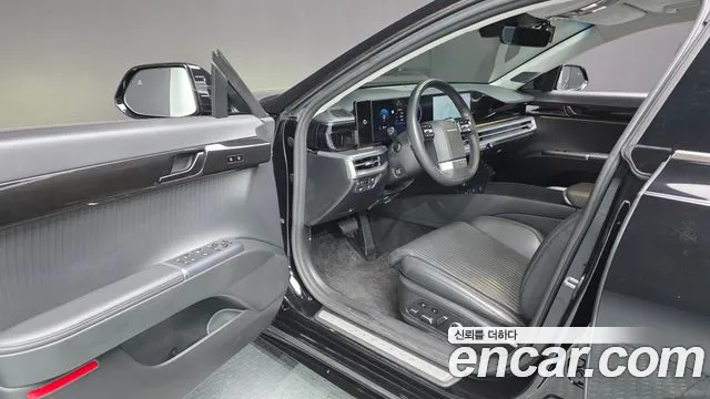 Hyundai Grandeur Grandeur (GN7) — Фото автомобиля 2