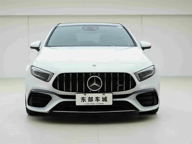 Mercedes-Benz Mercedes-Benz A-Class AMG (Import) 2020 AMG A 45 4MATIC+ — Фото автомобиля 2