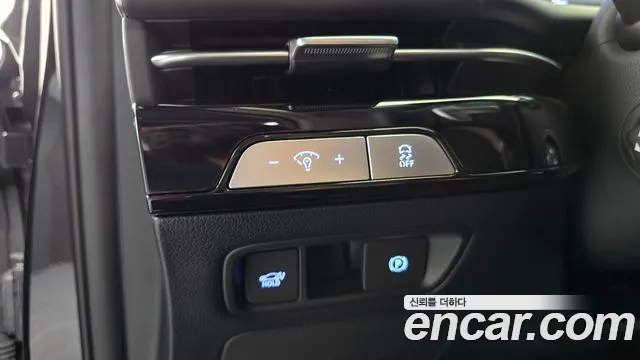 Genesis G80 Бензин 2.5 турбо AWD — Фото автомобиля 6