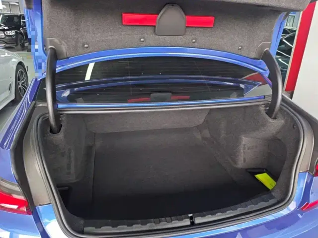 BMW 3 Series — Фото автомобиля 18