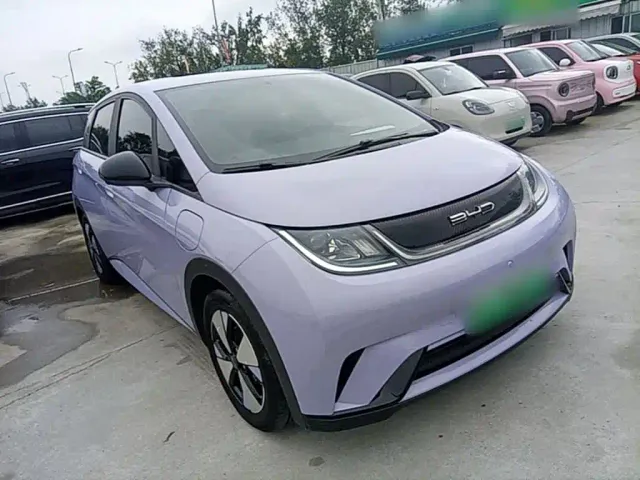 BYD Dolphin — Фото автомобиля 3
