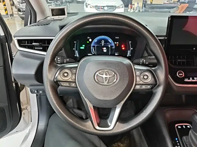 Toyota Corolla — Фото автомобиля 10