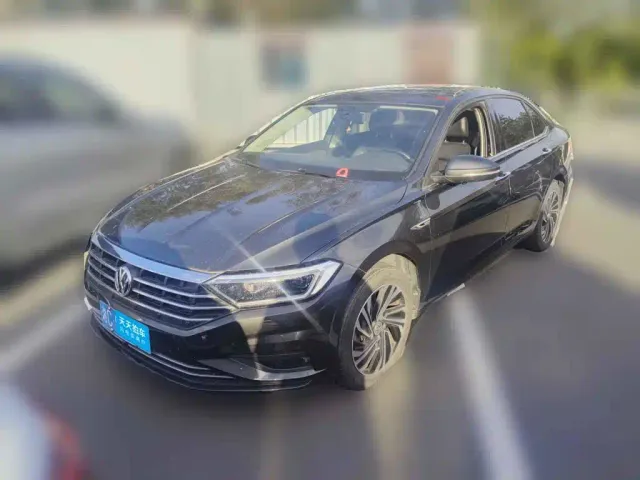 Фотография автомобиля — Volkswagen Sagitar