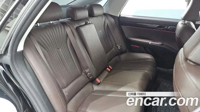 Hyundai Grandeur GN7 — Фото автомобиля 17