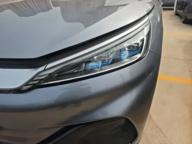 BYD Yuan PLUS — Фото автомобиля 23