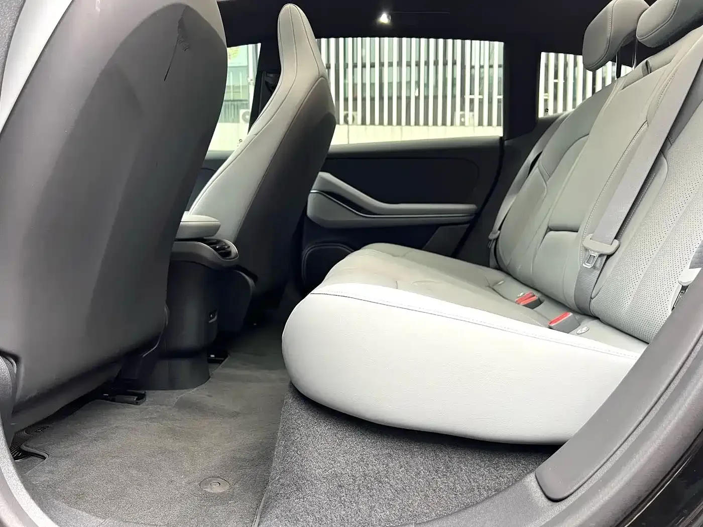 NIO NIO ET5T 2024 75kWh Touring — Фото автомобиля 10