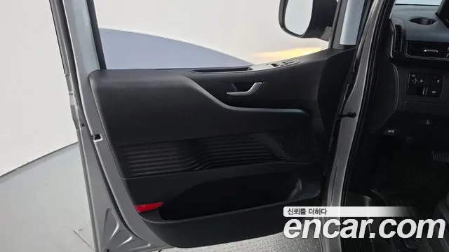 Hyundai Staria Staria Карго 3 места — Фото автомобиля 24