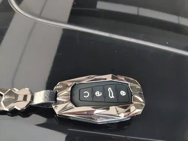 Geely Binyue — Фото автомобиля 8