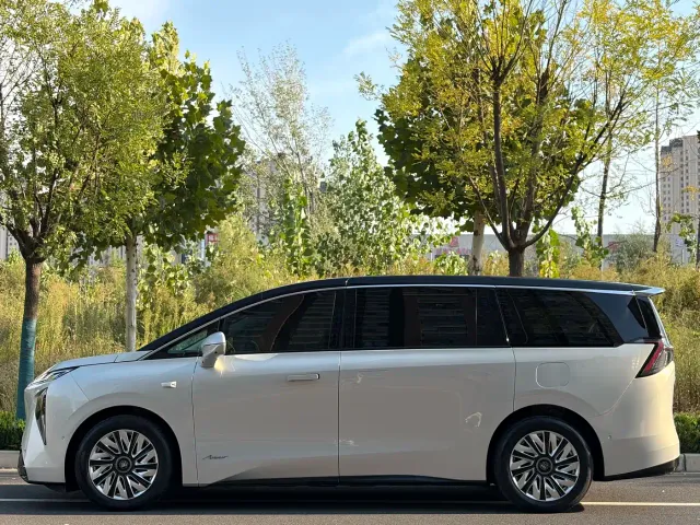 Buick Zhijing Shijia — Фото автомобиля 4
