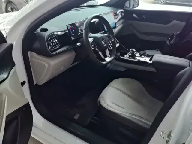BYD Qin PLUS — Фото автомобиля 14
