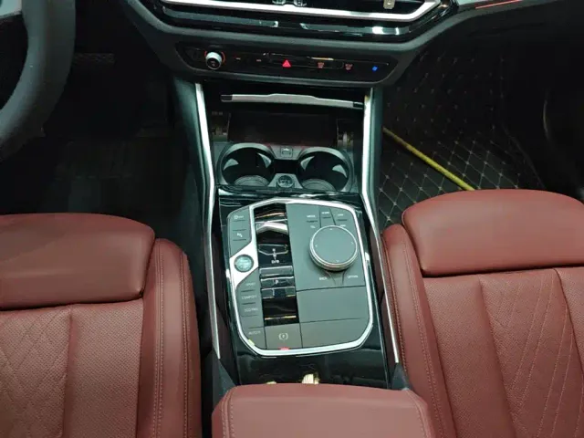 BMW i3 — Фото автомобиля 13