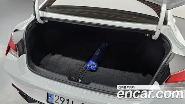 Hyundai Avante CN7 — Фото автомобиля 20
