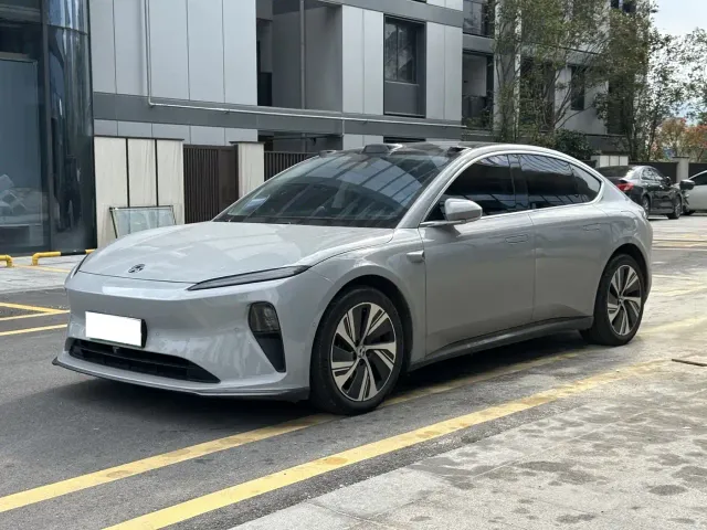 Фотография автомобиля — Nio ET5