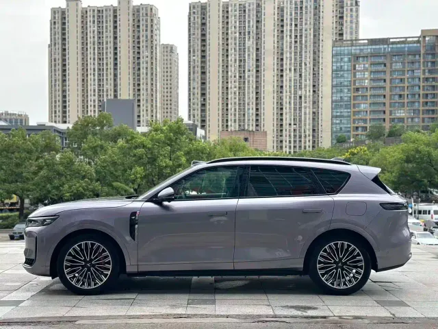 Voyah Auto VOYAH FREE 2025 FREE+ 4WD Qiankun Edition — Фото автомобиля 3