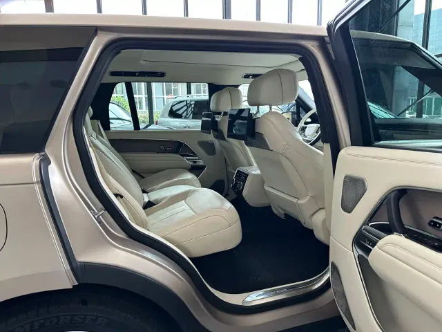 Land Rover Range Rover — Фото автомобиля 11