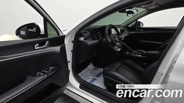 Kia K5 Prestige — Фото автомобиля 10