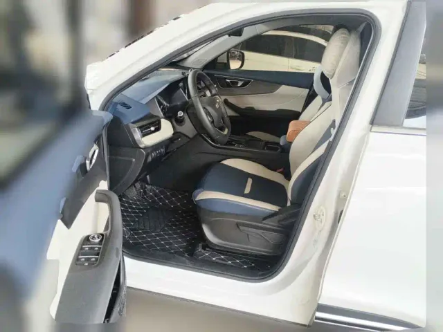 Chery Tiggo 5x 2023 1.5L CVT Fashion Edition — Фото автомобиля 8