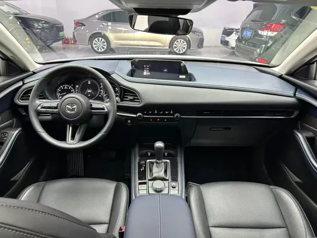 Mazda CX-30 — Фото автомобиля 17