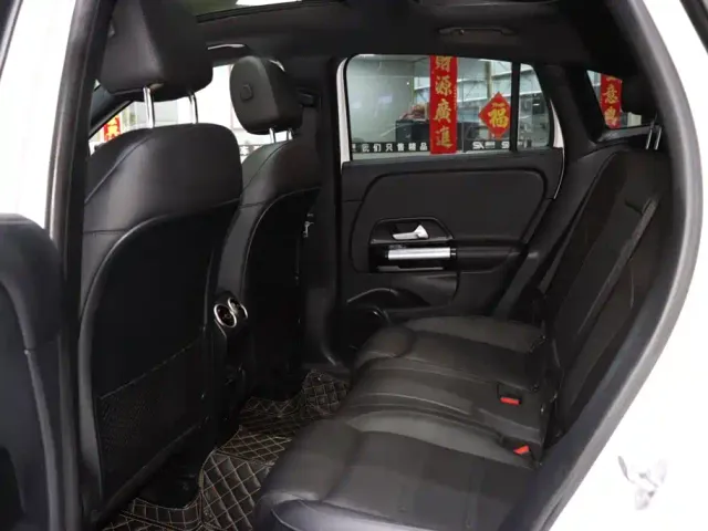 Mercedes-Benz GLA-Class — Фото автомобиля 11