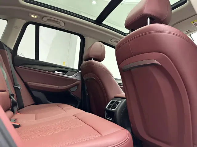 BMW X3 — Фото автомобиля 14