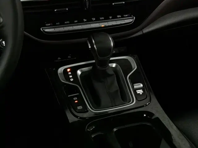 GAC Trumpchi M6 — Фото автомобиля 13