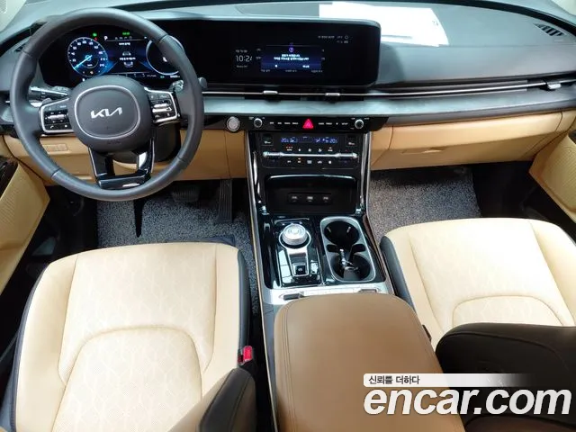 Kia Carnival Generation 4 — Фото автомобиля 10