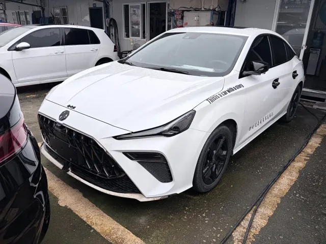 Фотография автомобиля — MG 5 Scorpio