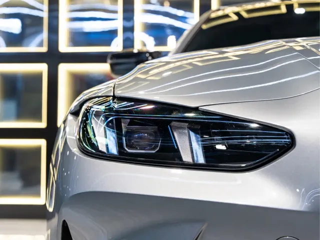 BMW M4 — Фото автомобиля 8