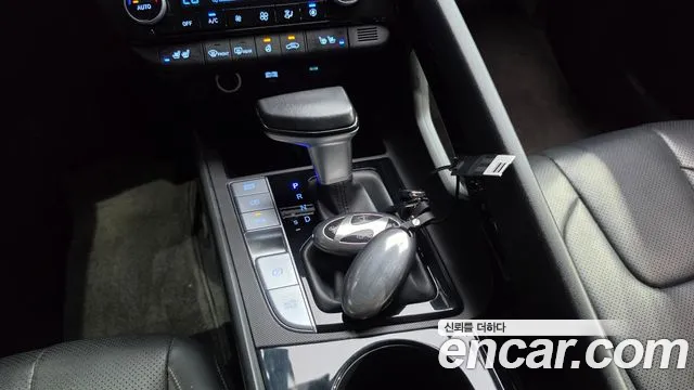 Hyundai Avante — Фото автомобиля 9