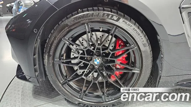 BMW M4 — Фото автомобиля 5