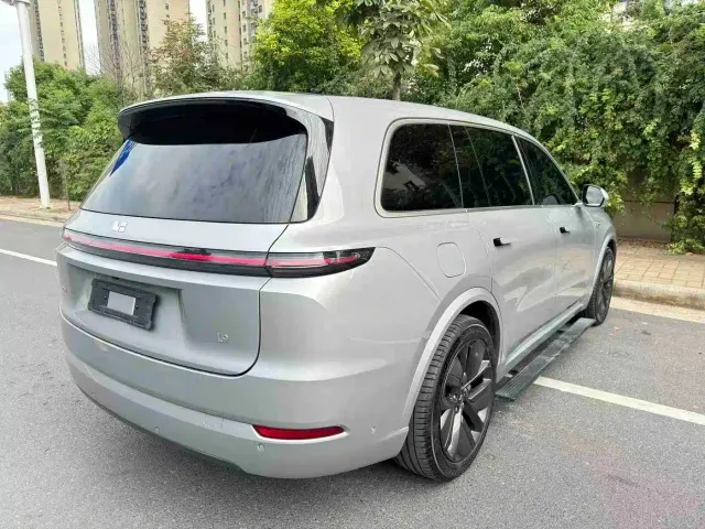 Li Auto L9 — Фото автомобиля 7