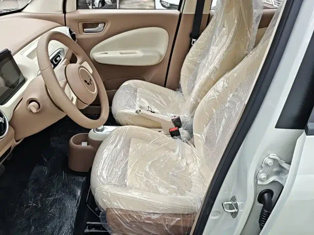 Wuling Hongguang Mini EV — Фото автомобиля 14