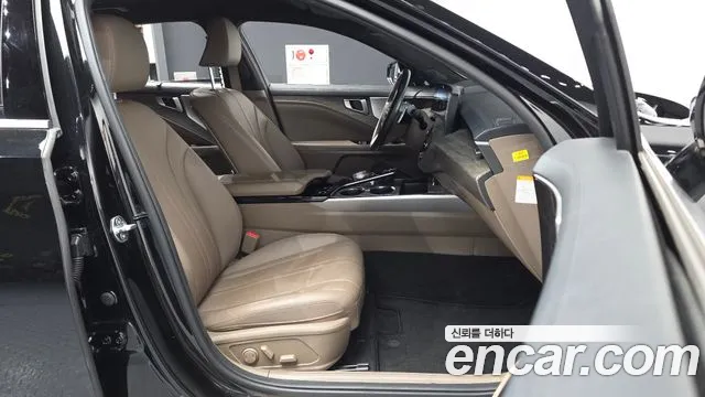 Kia K8 Hybrid — Фото автомобиля 11
