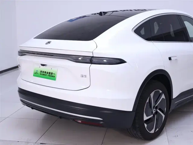 Nio EC6 — Фото автомобиля 8