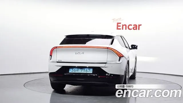 Kia EV6 — Фото автомобиля 3