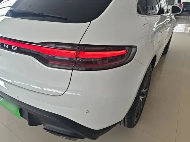 Porsche Macan — Фото автомобиля 7
