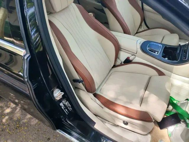 Mercedes-Benz E-Class — Фото автомобиля 24