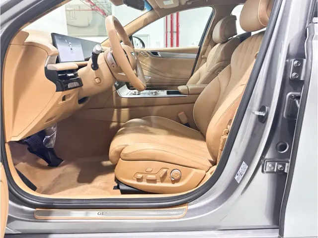 Genesis G80 — Фото автомобиля 12