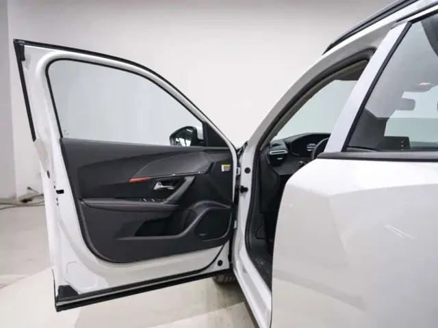 Peugeot 2008 — Фото автомобиля 14