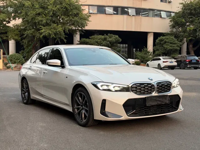 BMW 3 Series — Фото автомобиля 3