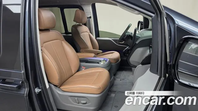 Hyundai Staria — Фото автомобиля 17