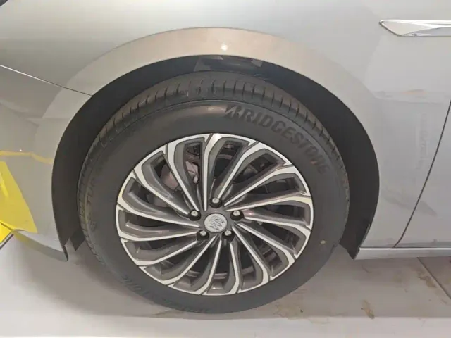 Buick LaCrosse — Фото автомобиля 22