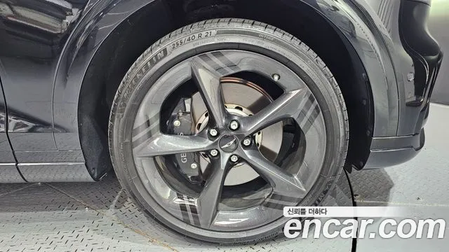 Genesis GV70 2.5T Бензин 2WD — Фото автомобиля 20