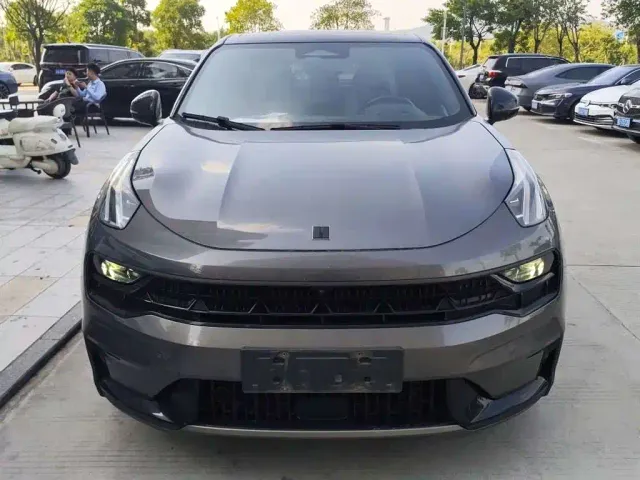 Lynk & Co 05 EM-P — Фото автомобиля 2