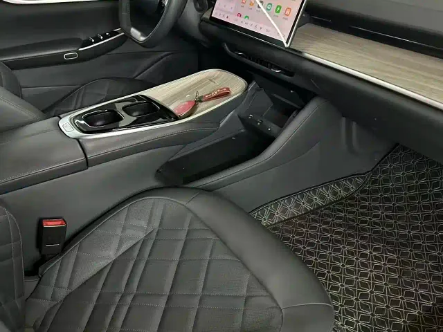 Changan Qiyuan A07 — Фото автомобиля 20