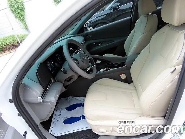 Hyundai AVANTE Новый Avante (CN7) — Фото автомобиля 5