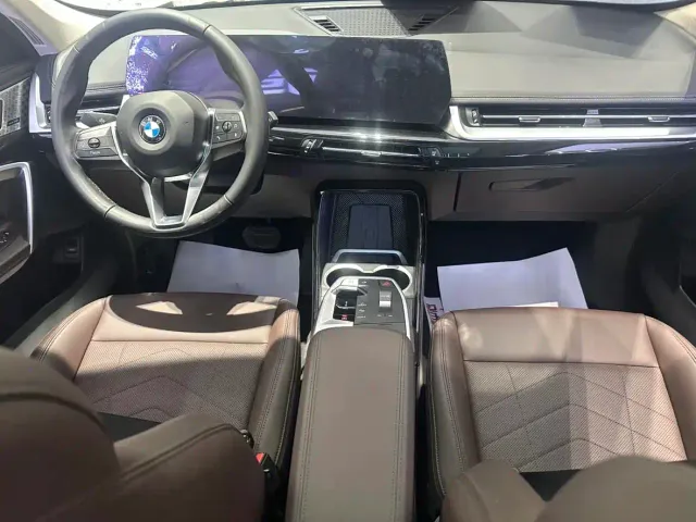 BMW X1 — Фото автомобиля 12