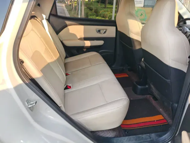 Wuling Binguo PLUS — Фото автомобиля 5